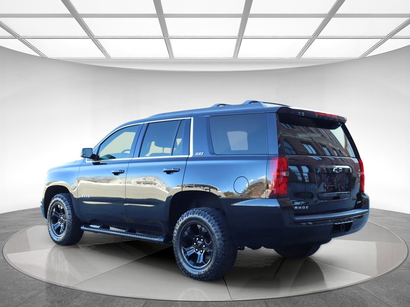 Used 2019 Chevrolet Tahoe LT AWD/4WD image 6