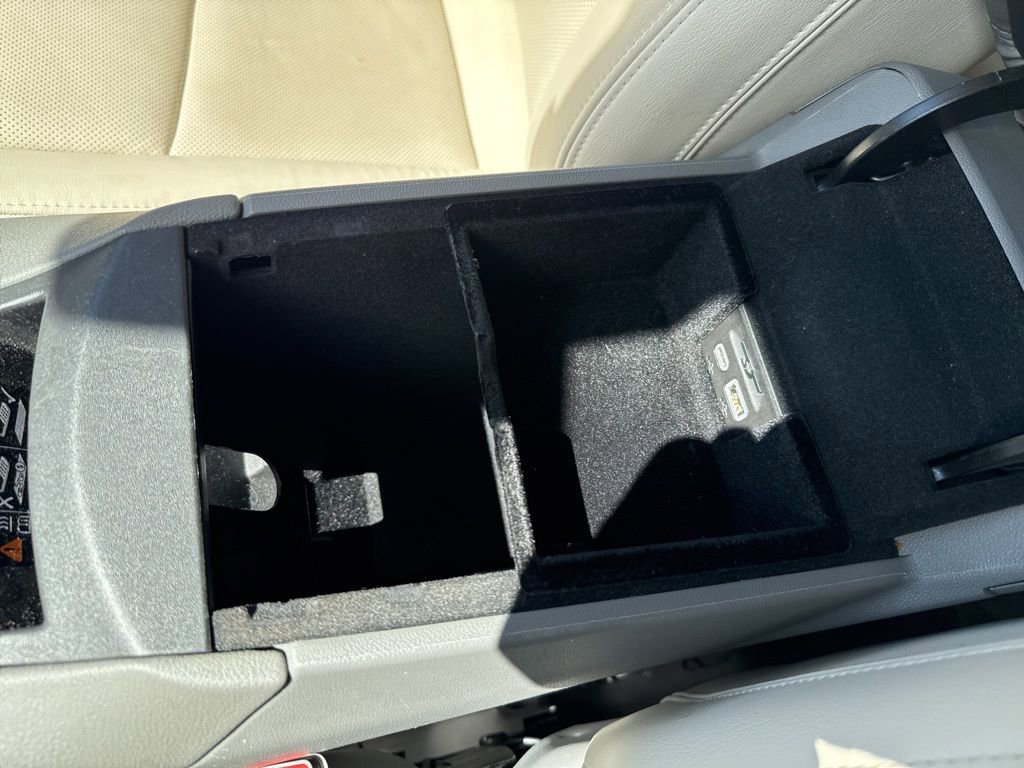 Used 2021 Cadillac XT6 Premium Luxury w/ LPO, Floor Liner Package image 30