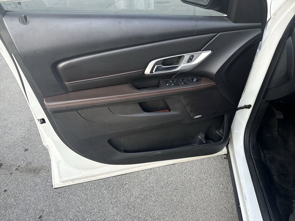 Used 2015 GMC Terrain SLT w/ Chrome Edition image 23