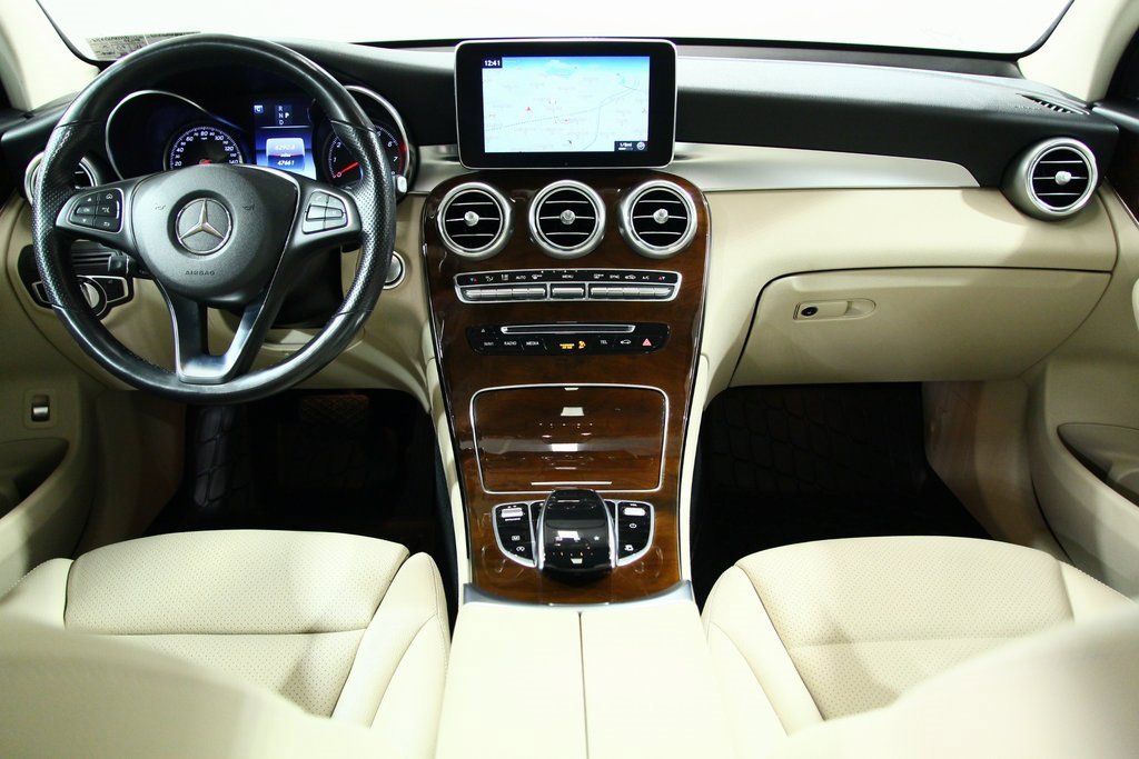 Certified 2019 Mercedes-Benz GLC 300 4MATIC image 5