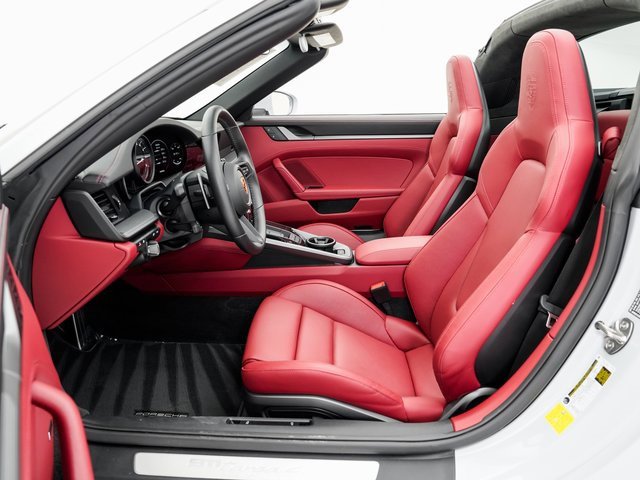 Used 2024 Porsche 911 Targa 4S image 6