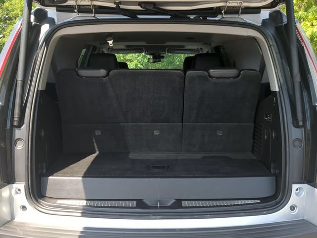 Used 2020 Cadillac Escalade Luxury AWD/4WD image 12