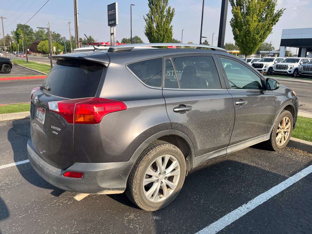 Used 2014 Toyota RAV4 Limited w/ Technology Package AWD/4WD image 5