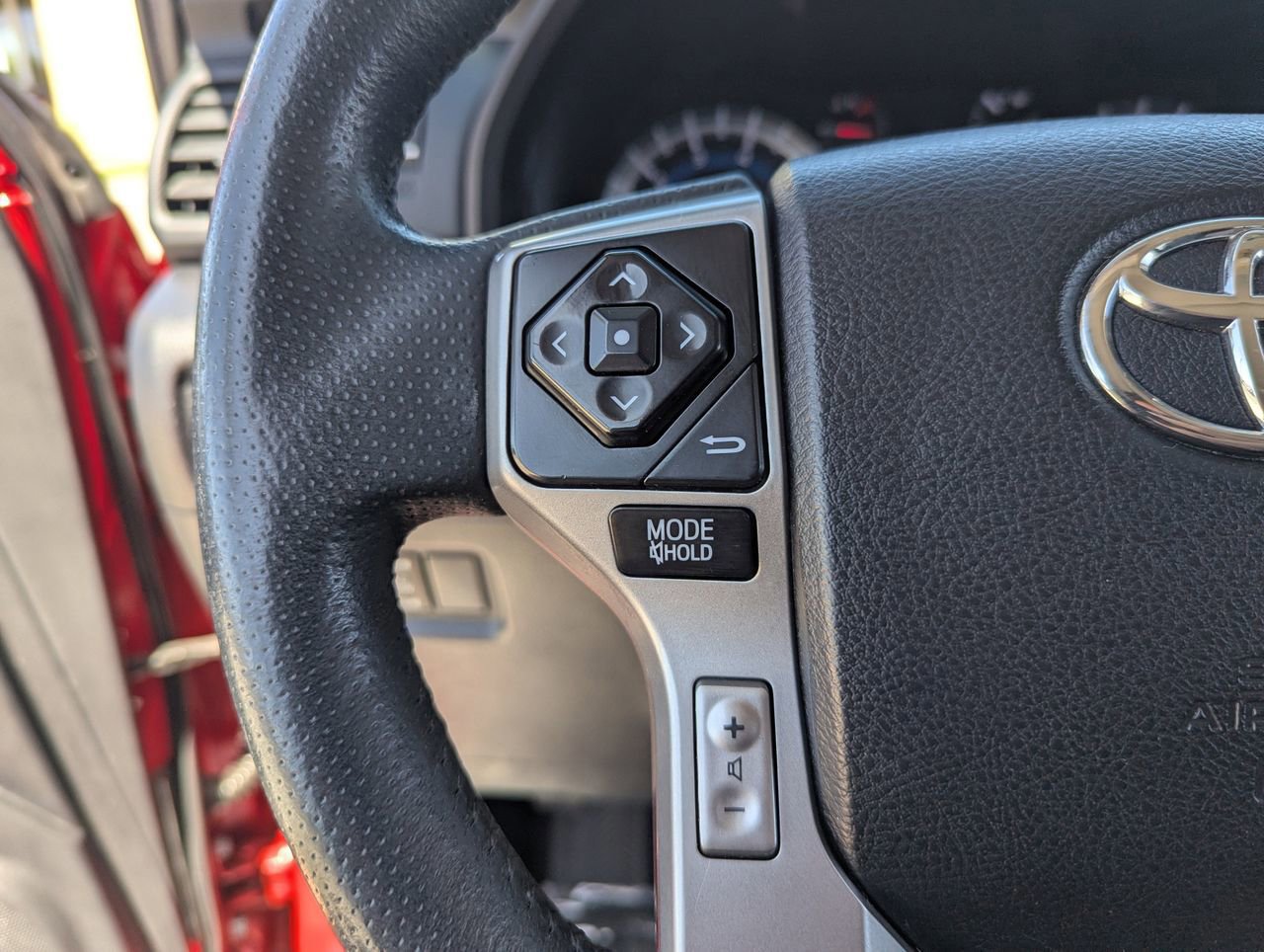 Used 2017 Toyota 4Runner SR5 Premium image 29