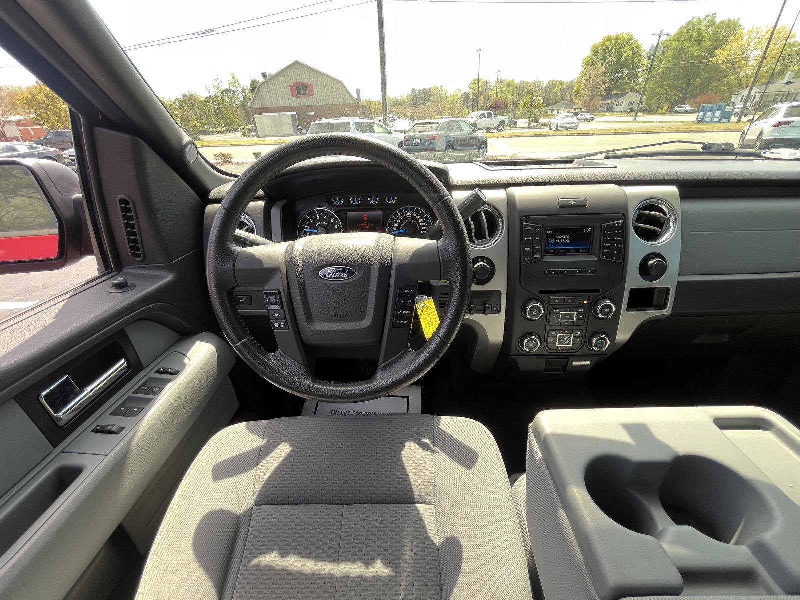 Used 2014 Ford F150 XLT w/ Equipment Group 302A Luxury image 4