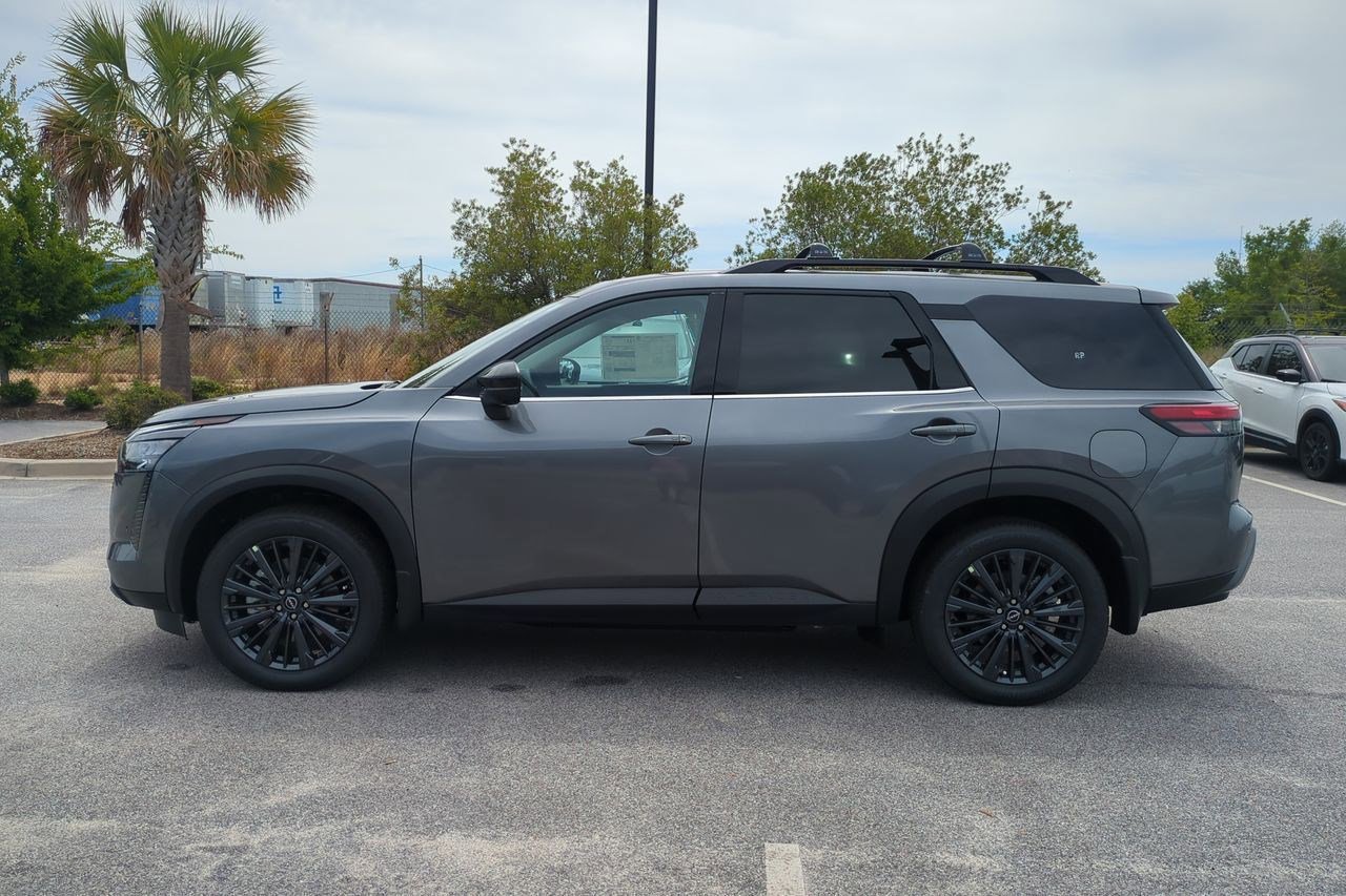 New 2026 Nissan Pathfinder SL FWD image 7