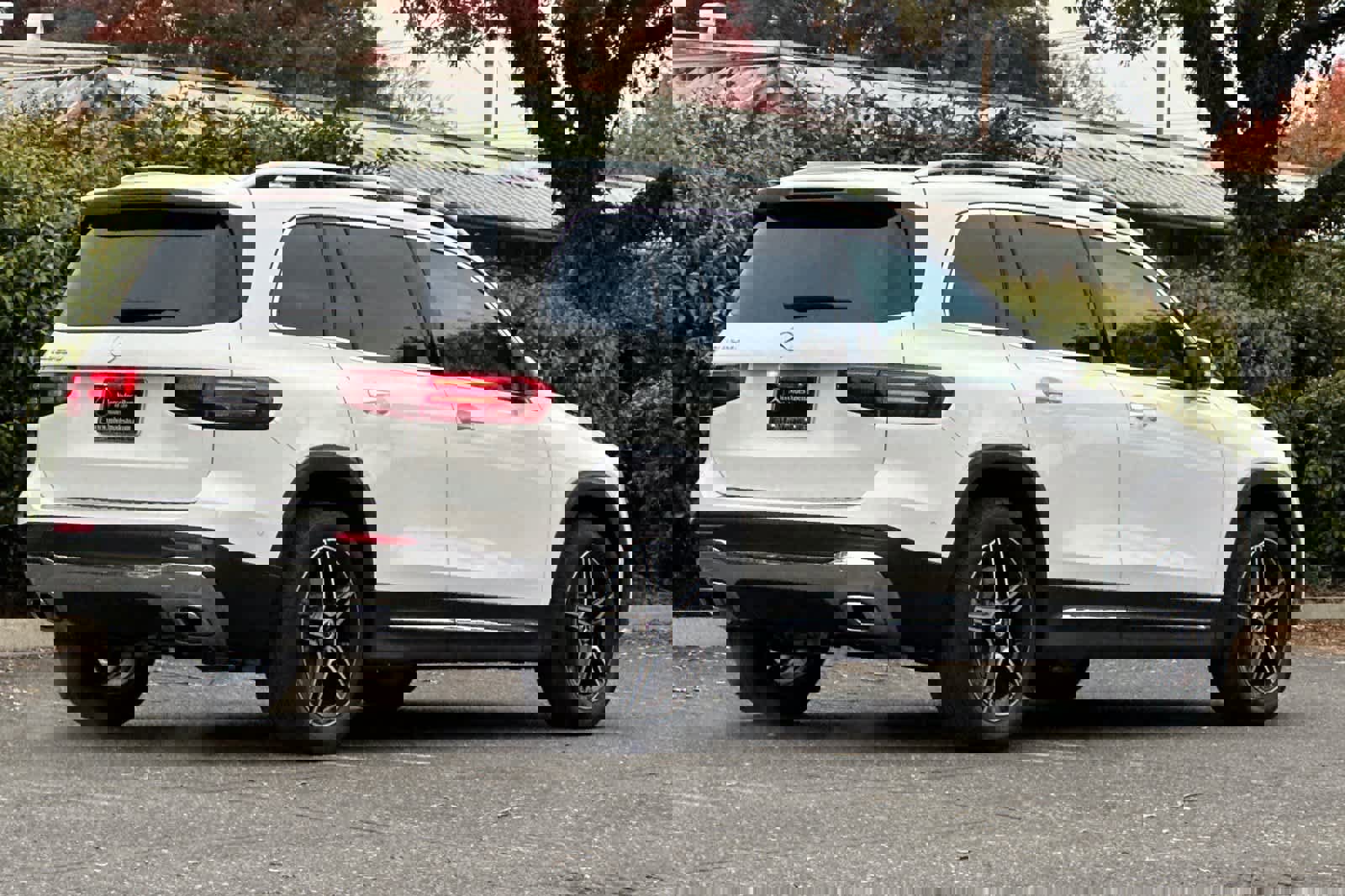 New 2026 Mercedes-Benz GLB 250 image 3