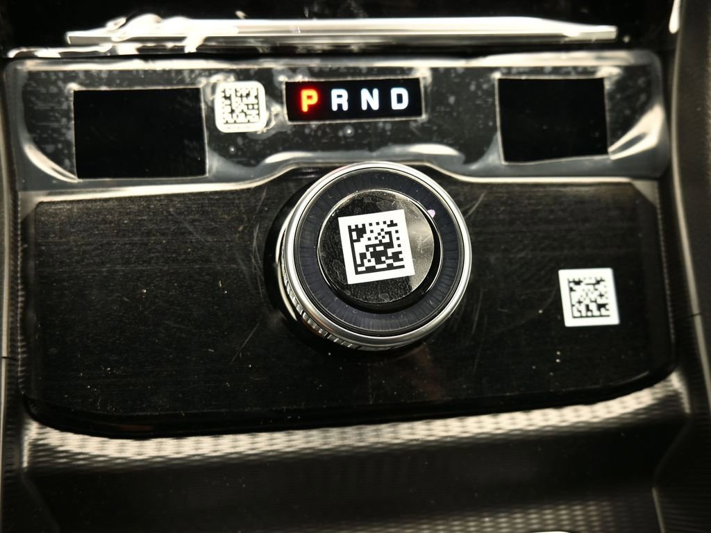 New 2025 Jeep Grand Cherokee Altitude image 24