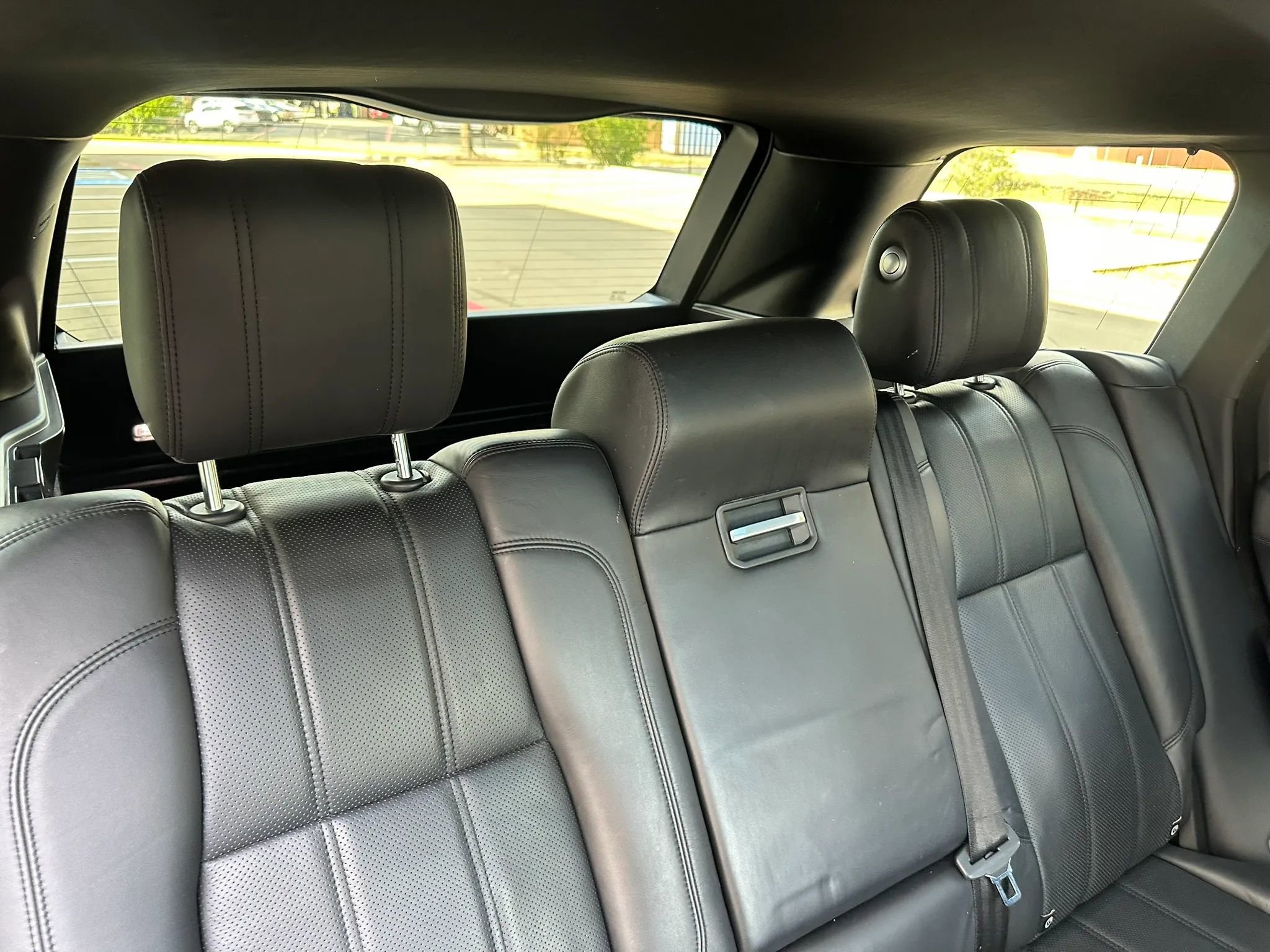 Used 2017 Land Rover Range Rover Long Wheelbase Supercharged image 26