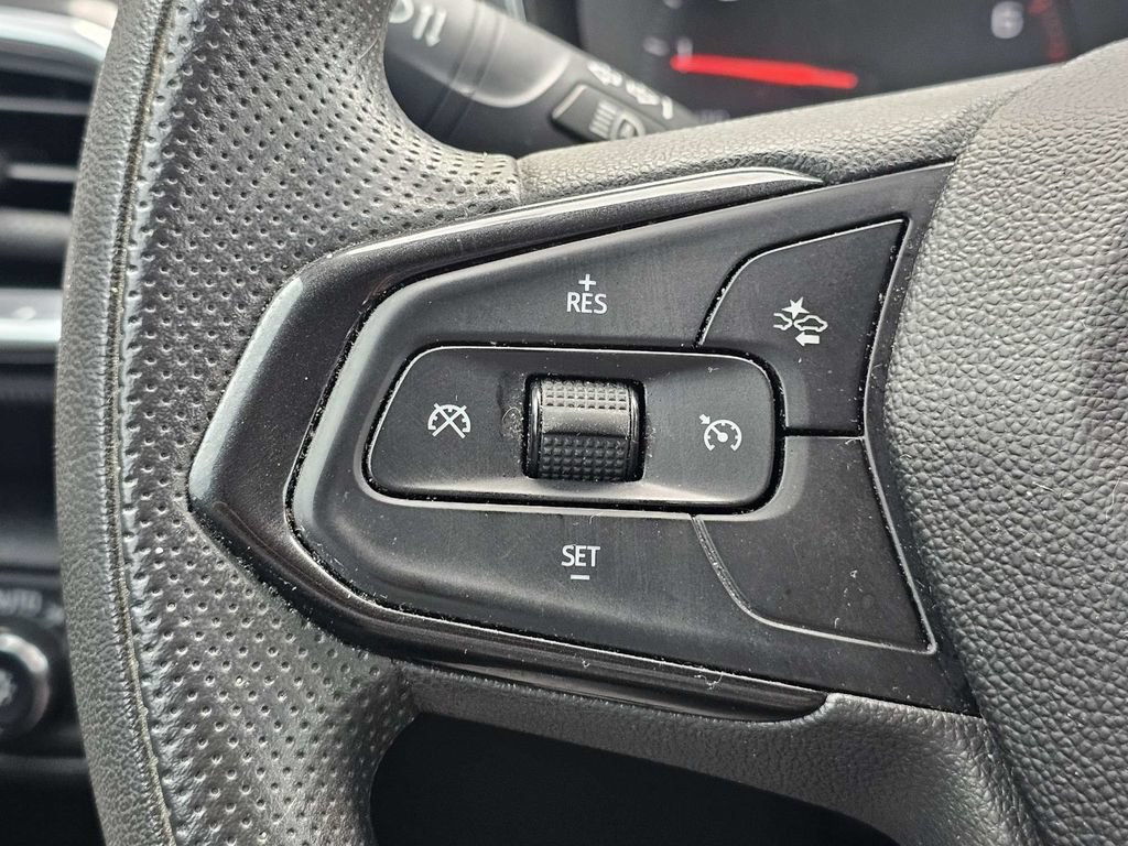Used 2022 Chevrolet TrailBlazer LT w/ Convenience Package AWD/4WD image 25