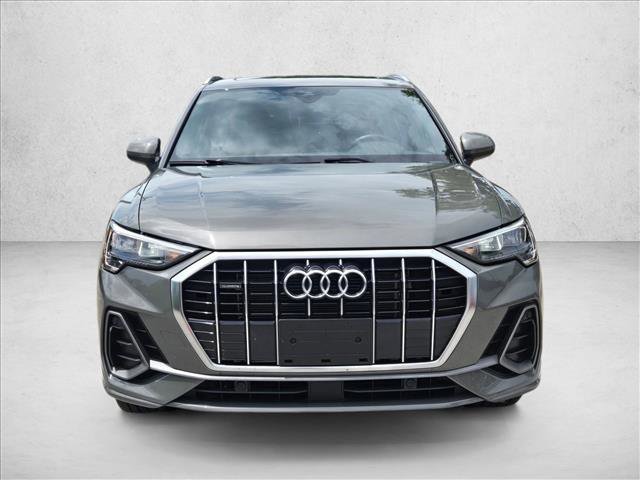 Used 2022 Audi Q3 2.0T Premium AWD/4WD image 2