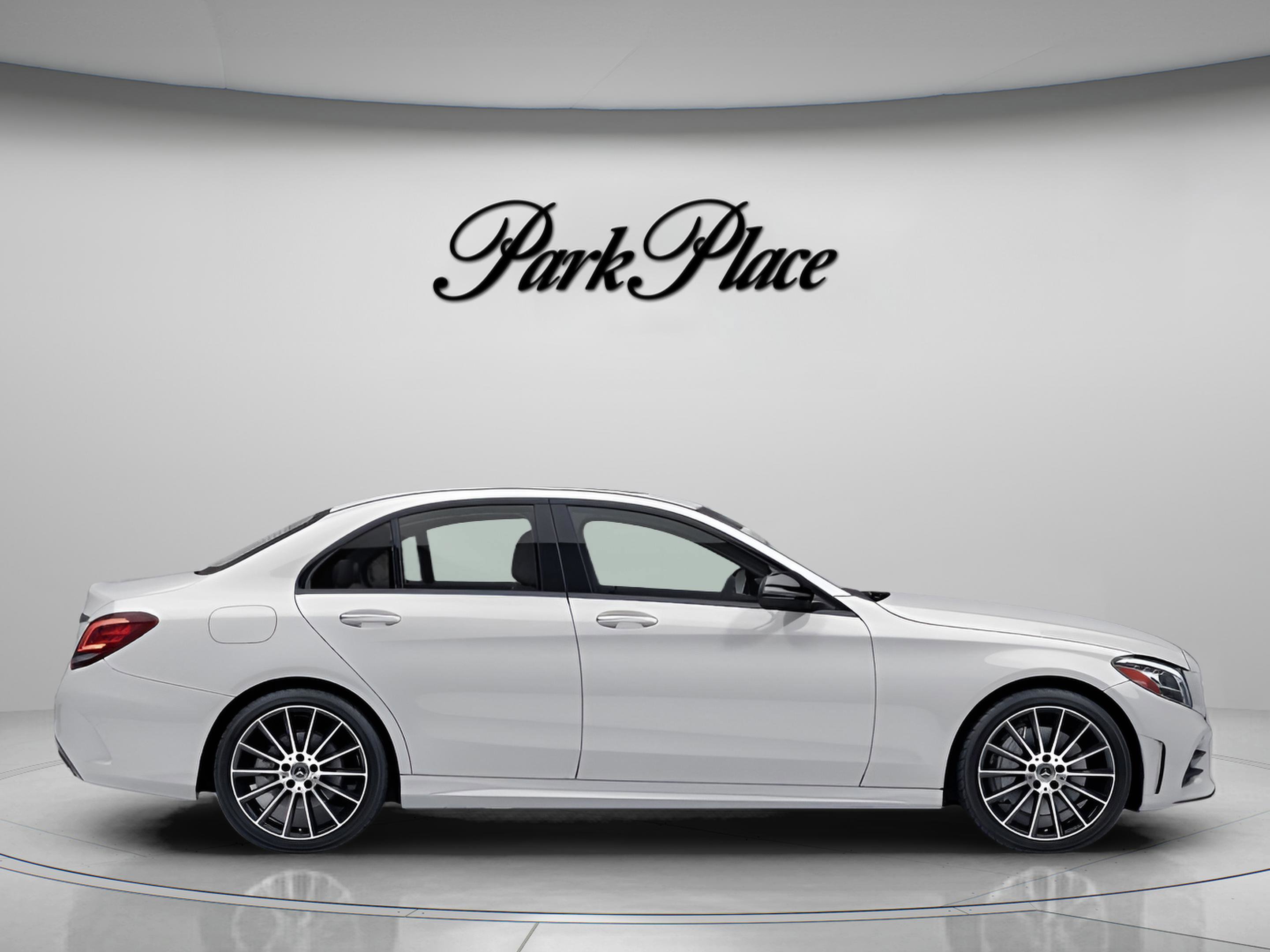 Used 2019 Mercedes-Benz C 300 Sedan image 23