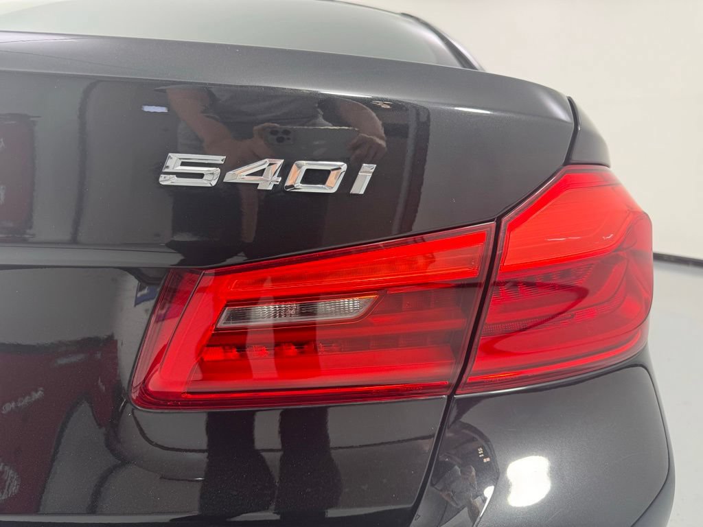 Used 2019 BMW 540i xDrive AWD/4WD image 7