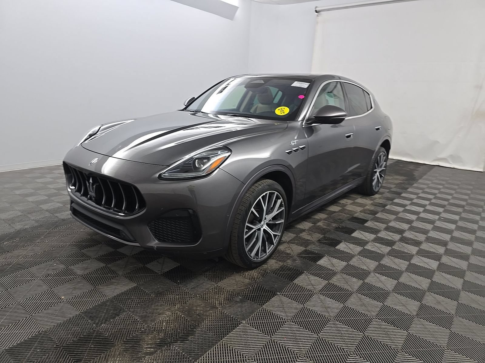 Used 2023 Maserati Grecale Modena AWD/4WD video 1