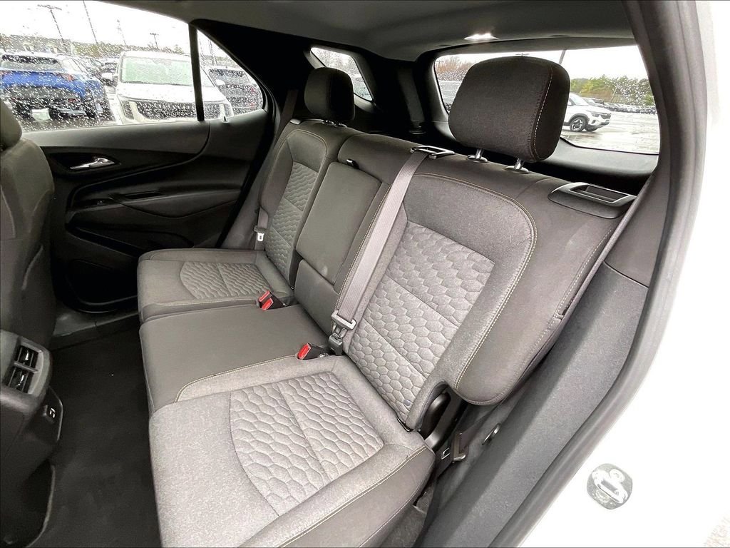Used 2021 Chevrolet Equinox LT AWD/4WD image 14