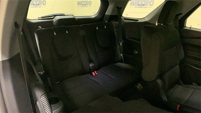 Used 2023 Ford Explorer XLT image 15