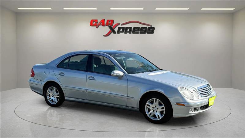 Used 2004 Mercedes-Benz E 320 Sedan image 4