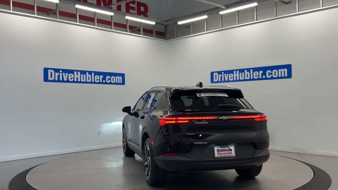 Used 2026 Chevrolet Equinox EV LT FWD image 9