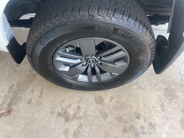 New 2025 Nissan Frontier SV w/ SV Convenience Package image 28