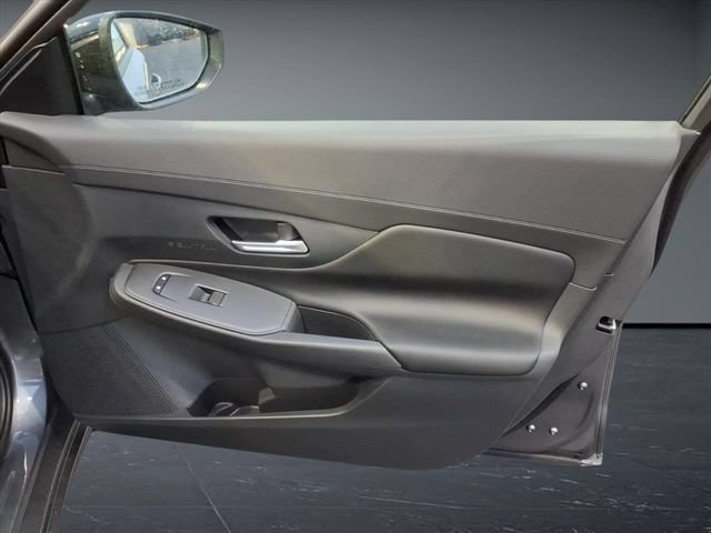 Certified 2026 Nissan Sentra SV w/ SV Convenience Package FWD image 19