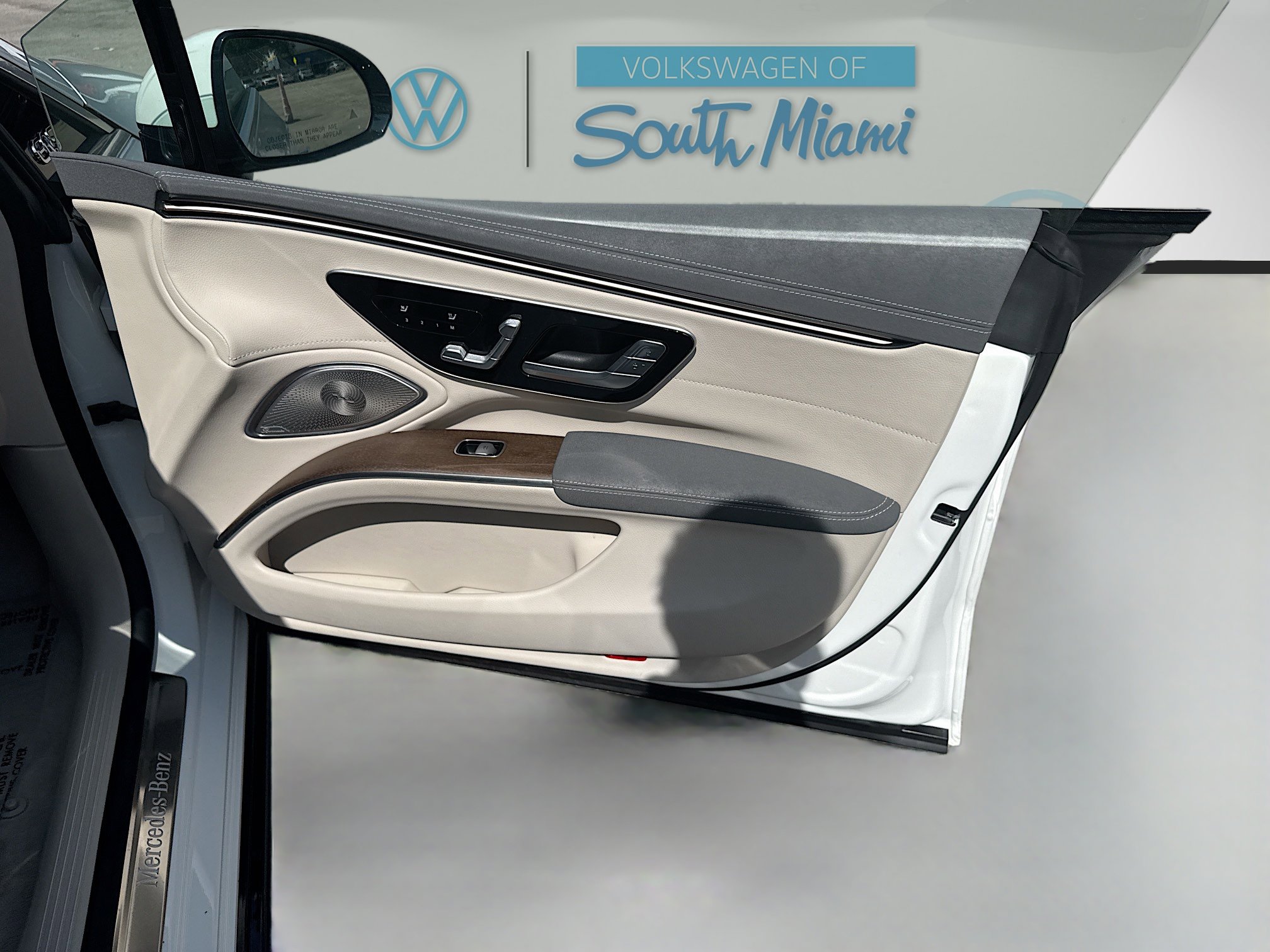 Used 2022 Mercedes-Benz EQS 450+ Sedan image 33