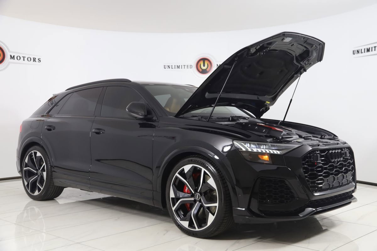 Used 2023 Audi RS Q8 w/ Black Optic Package AWD/4WD image 27