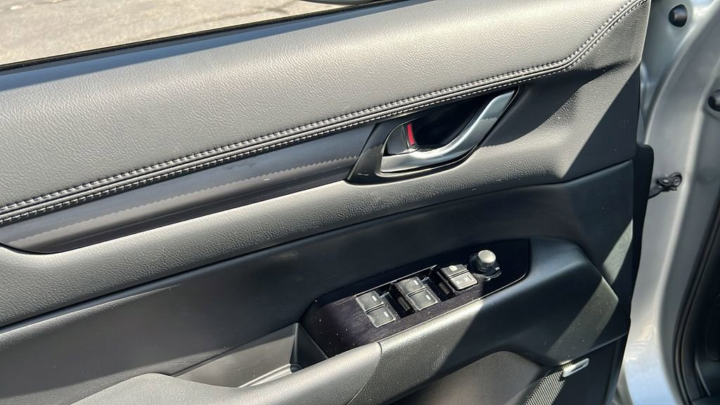 Used 2019 MAZDA CX-5 Touring image 21