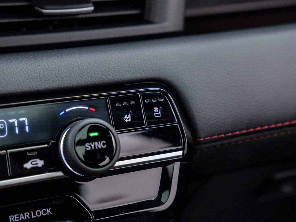 New 2026 Honda Pilot Black Edition image 29