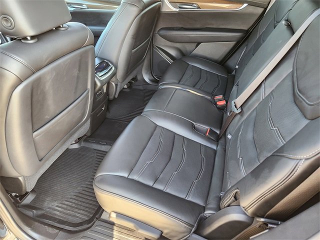 Certified 2024 Cadillac XT6 Premium Luxury w/ Platinum Package image 30