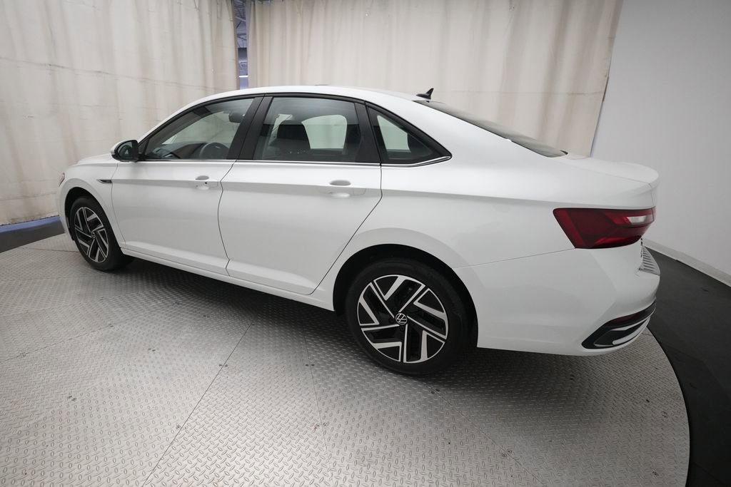 Used 2024 Volkswagen Jetta SEL FWD image 33