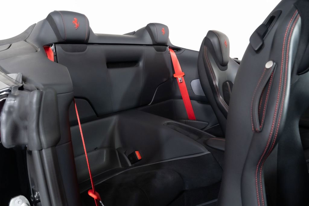 Used 2025 Ferrari Roma Spider image 43