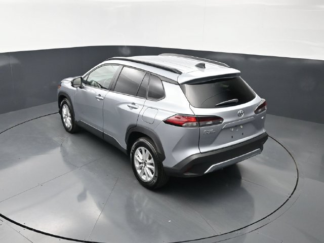 Used 2026 Toyota Corolla Cross LE FWD image 19