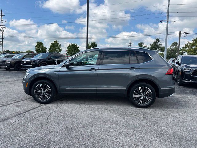 Used 2018 Volkswagen Tiguan SEL AWD/4WD image 4