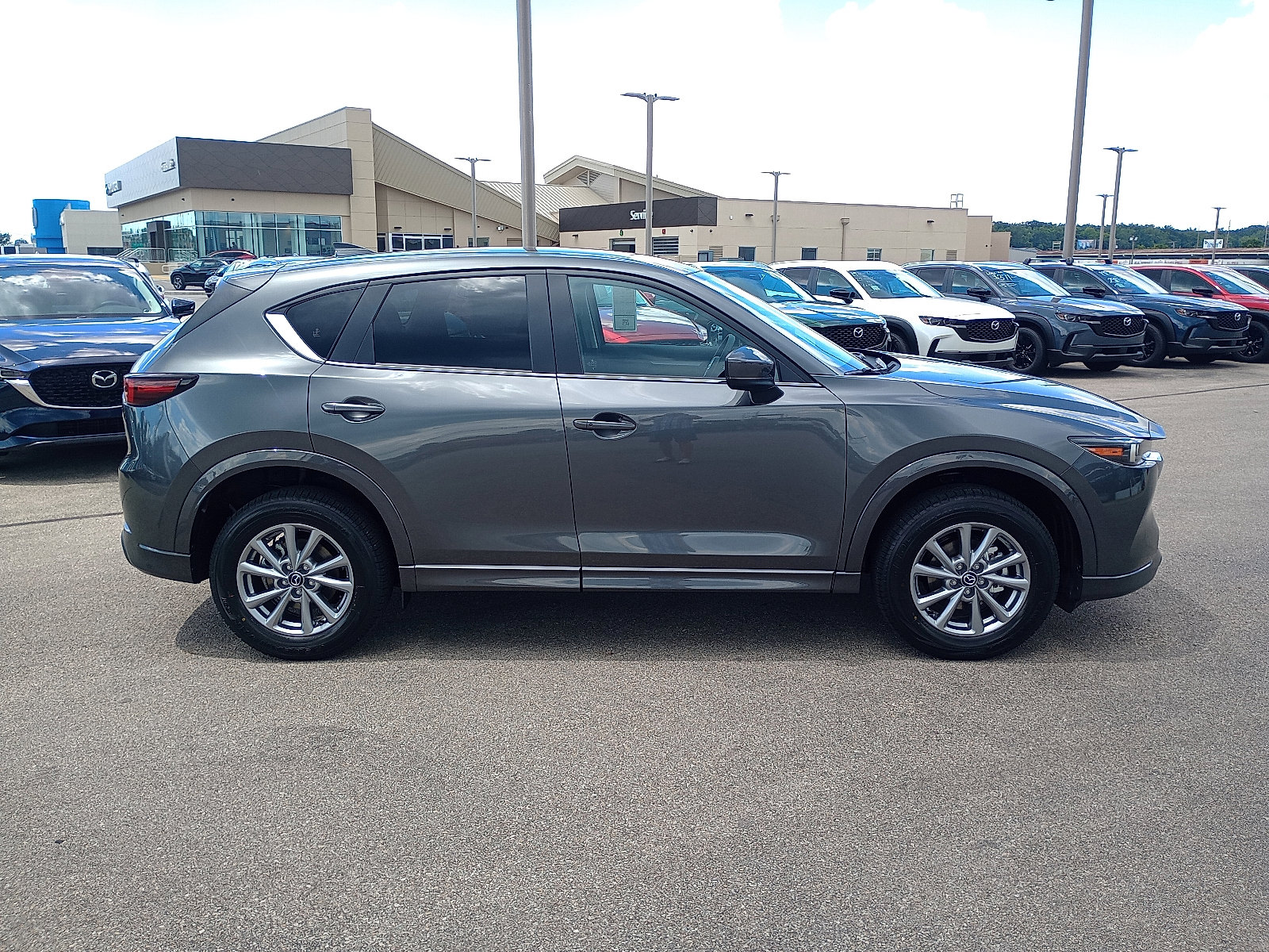 Certified 2025 MAZDA CX-5 AWD 2.5 S w/ Select Package image 2