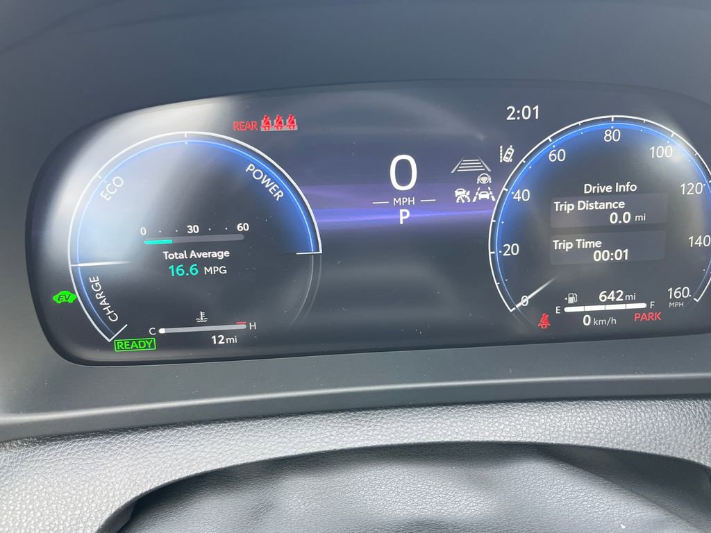 New 2025 Toyota Crown Signia image 16