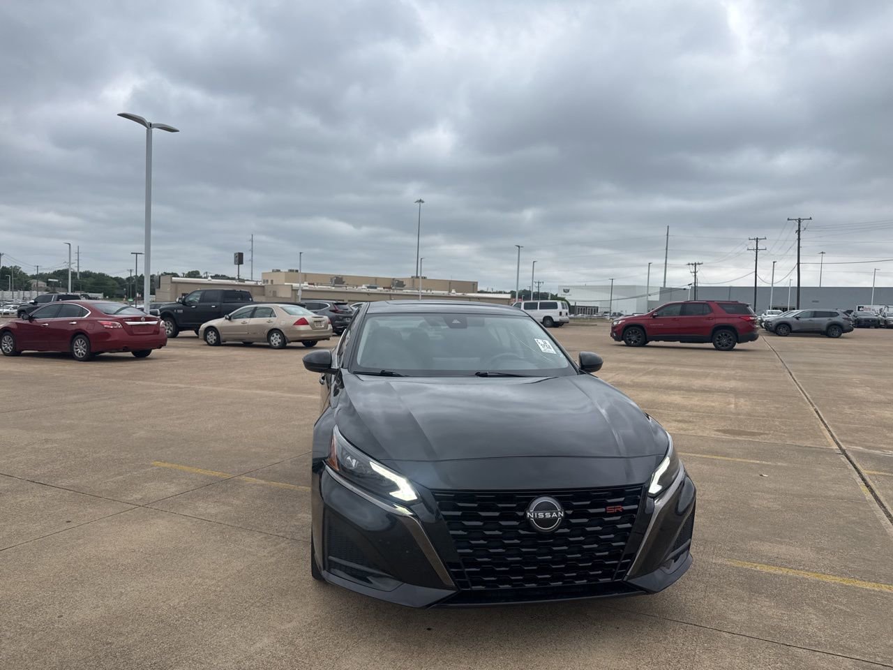 Certified 2023 Nissan Altima 2.5 SR w/ SR Premium Package FWD image 3