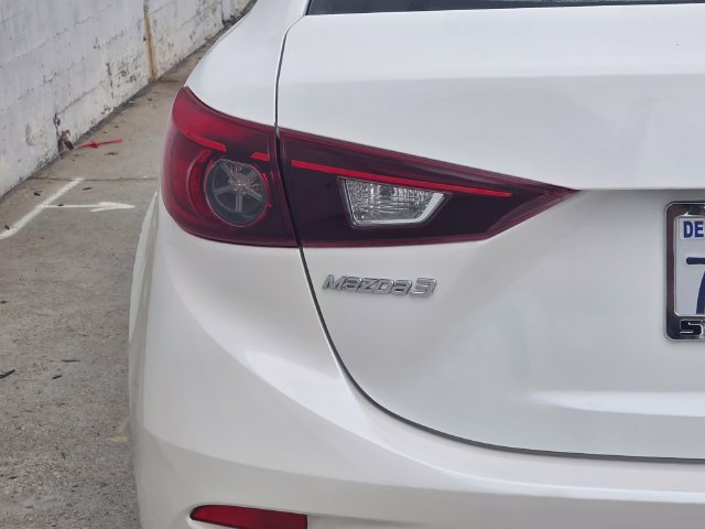Used 2016 MAZDA MAZDA3 i Sport FWD image 6