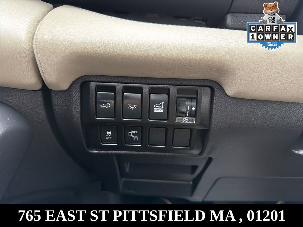 Used 2022 Subaru Ascent Limited w/ Technology Package image 30