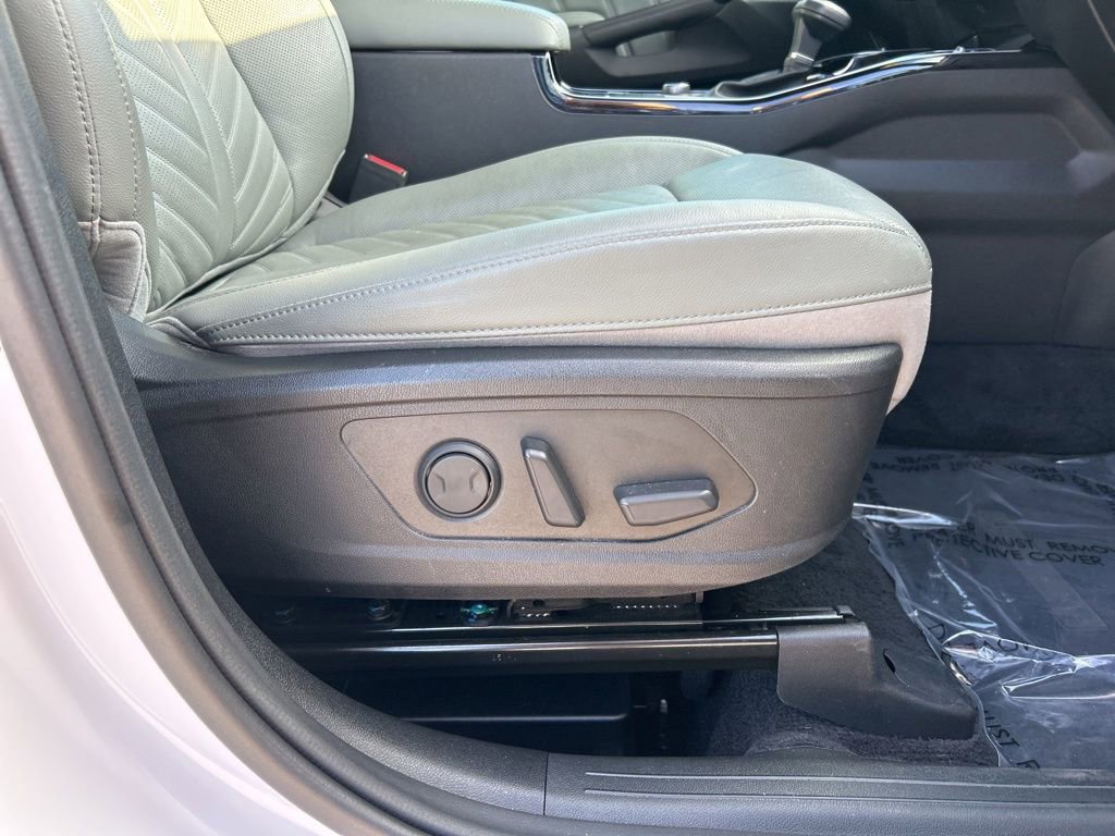 Used 2024 Kia Sorento SX Prestige w/ Sage Leather Package image 44