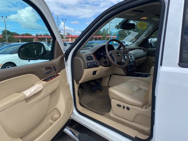 Used 2014 Chevrolet Silverado 2500 LTZ w/ LTZ Plus Package image 7