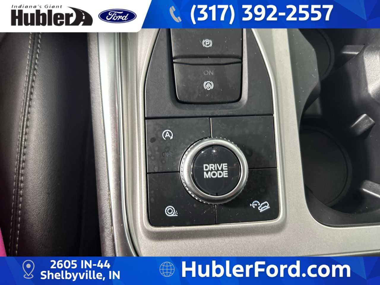 Used 2024 Ford Explorer XLT w/ Equipment Group 202A AWD/4WD image 29
