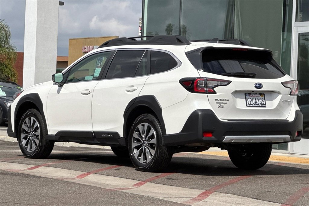 Used 2025 Subaru Outback Limited image 8