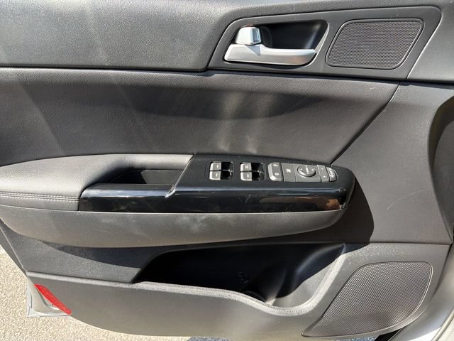 Used 2022 Kia Sportage Nightfall Edition w/ Nightfall Fwd Premium Package image 23