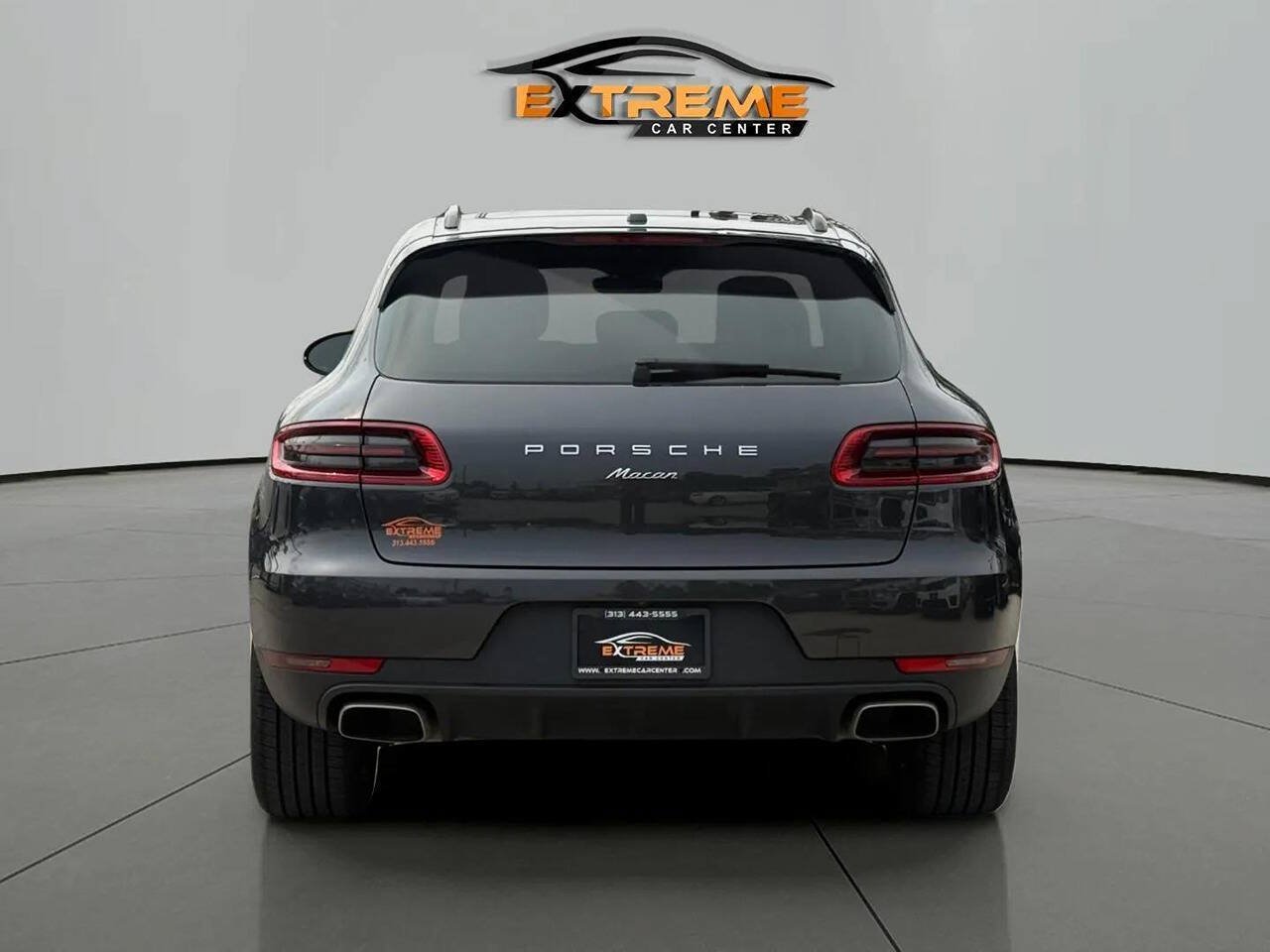Used 2018 Porsche Macan AWD/4WD image 5