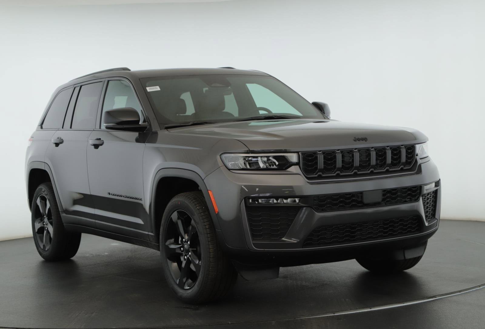 New 2026 Jeep Grand Cherokee Limited w/ Limited Altitude Package