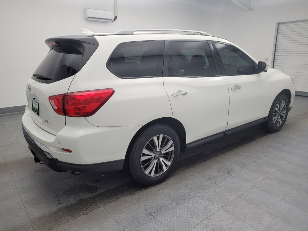 Used 2020 Nissan Pathfinder SL image 10