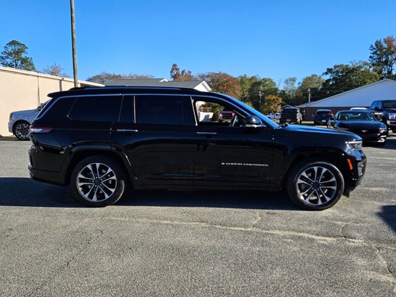 Used 2023 Jeep Grand Cherokee L Overland image 18