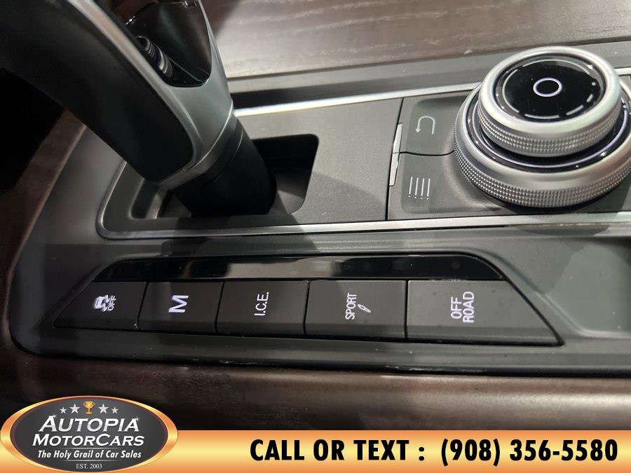 Used 2018 Maserati Levante S GranLusso AWD/4WD image 36