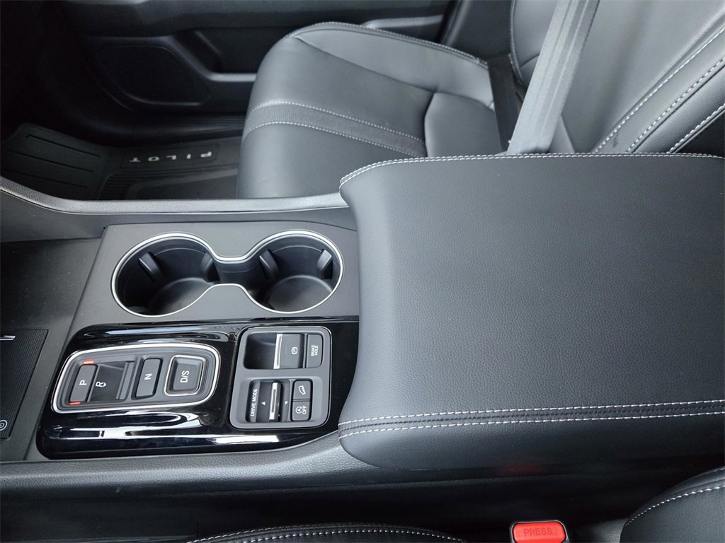 New 2025 Honda Pilot Touring image 23