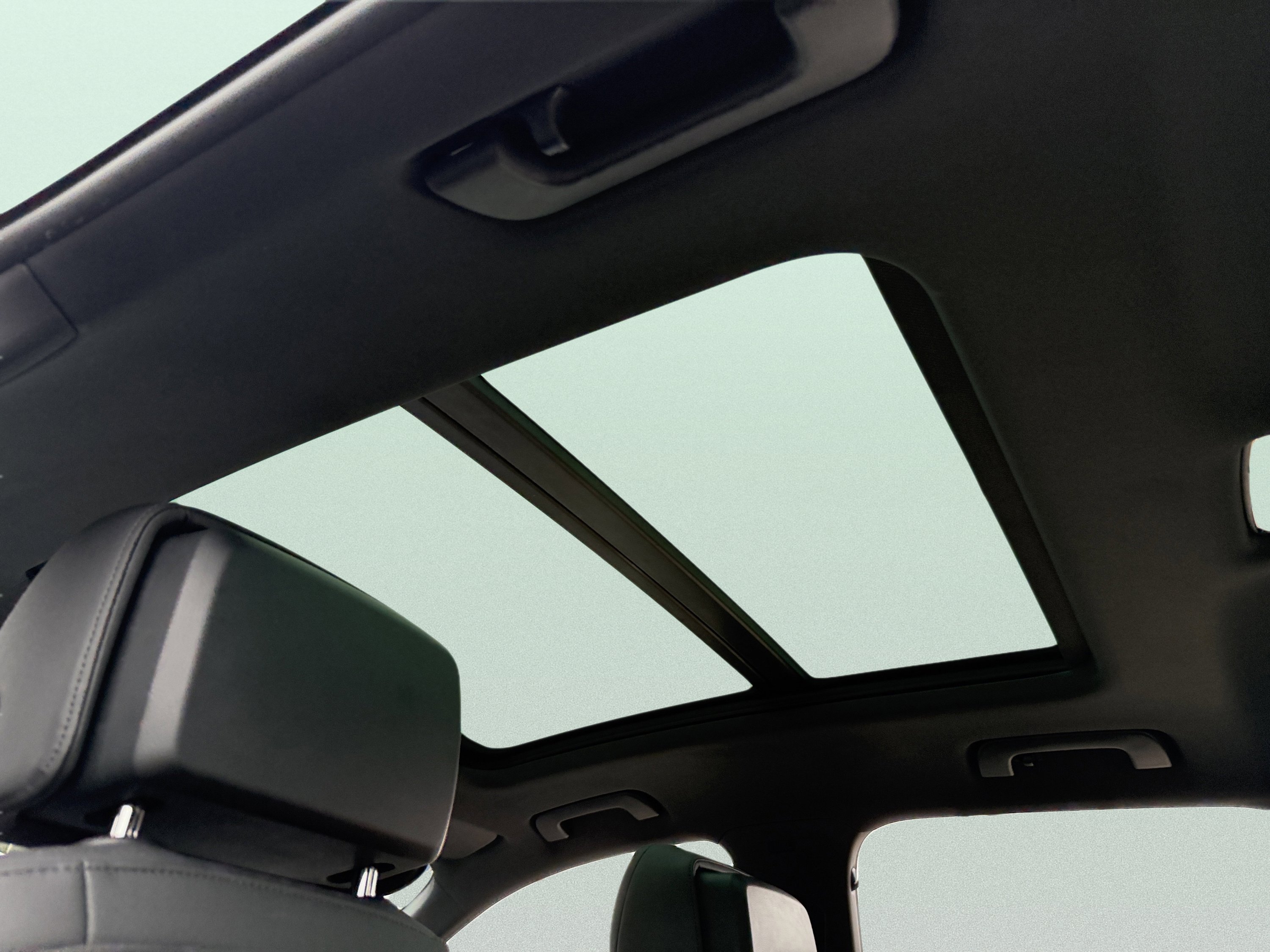 Used 2021 Audi Q3 2.0T Premium w/ Convenience Package image 24